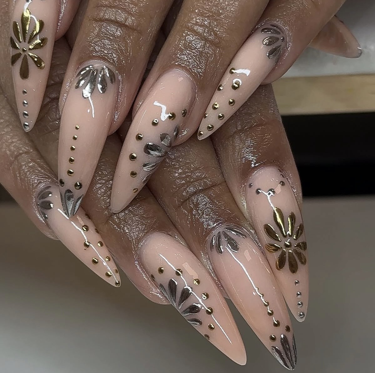 modern chrome nails design