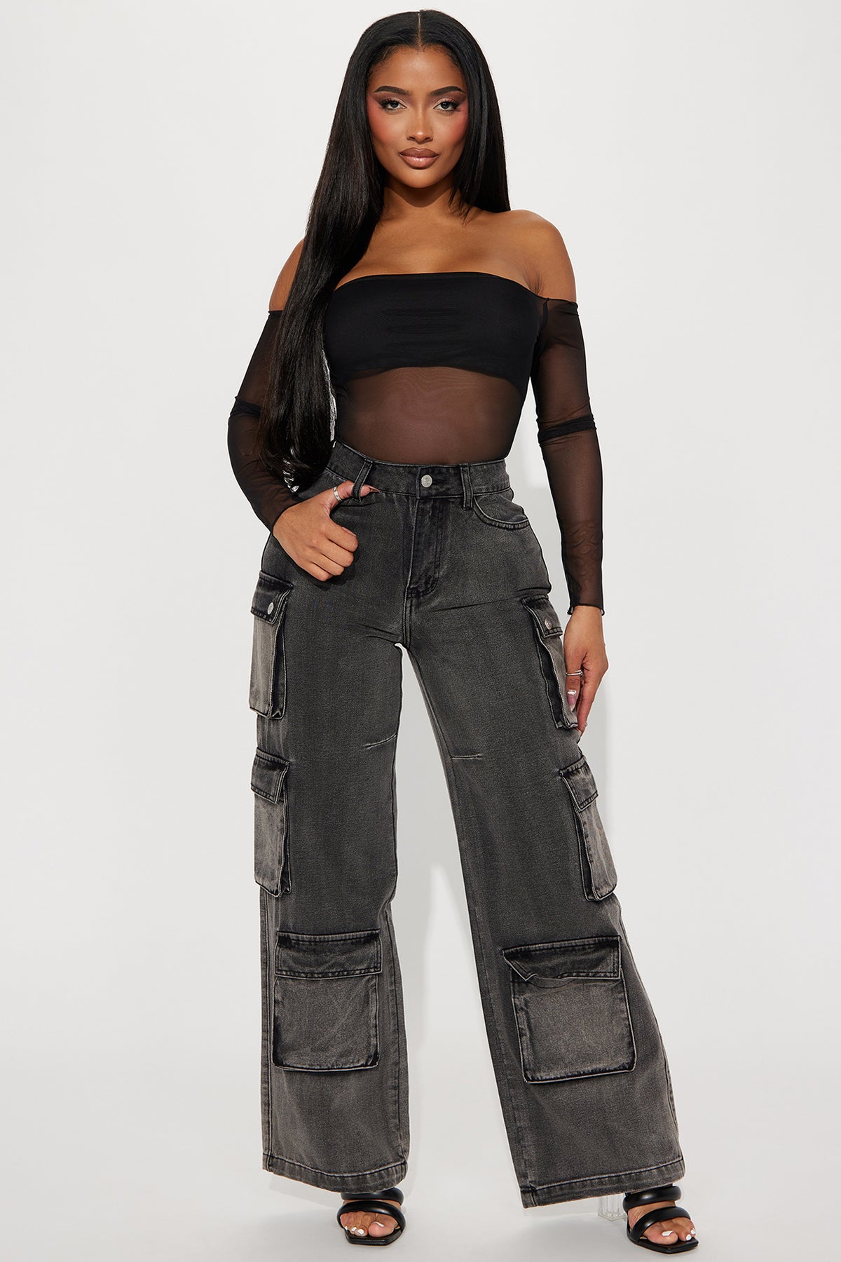cargo pants outfit women