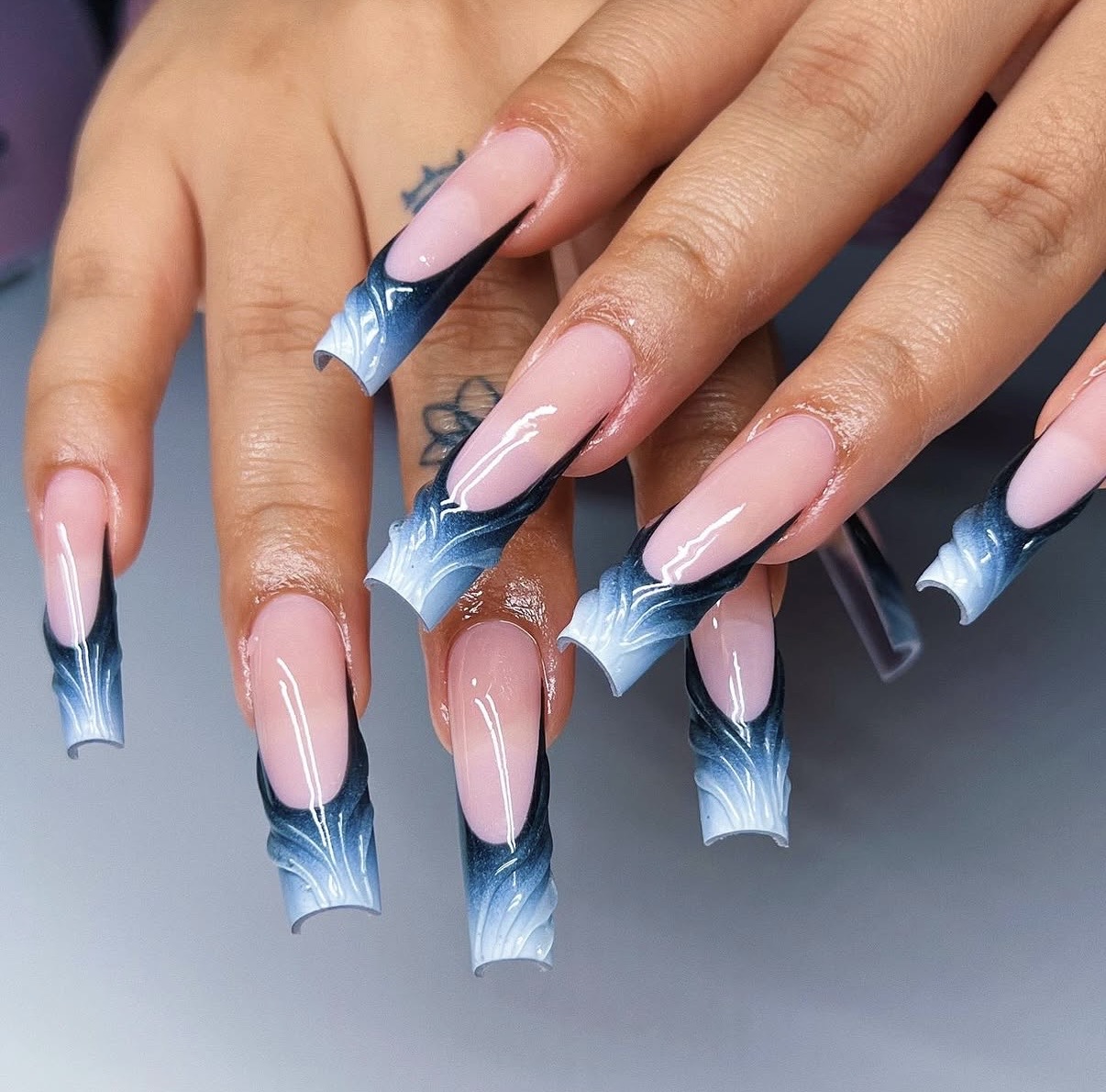 Colored tips French manicure
