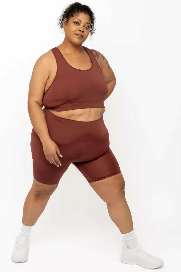 best-athleisure-brands-plus-size-women