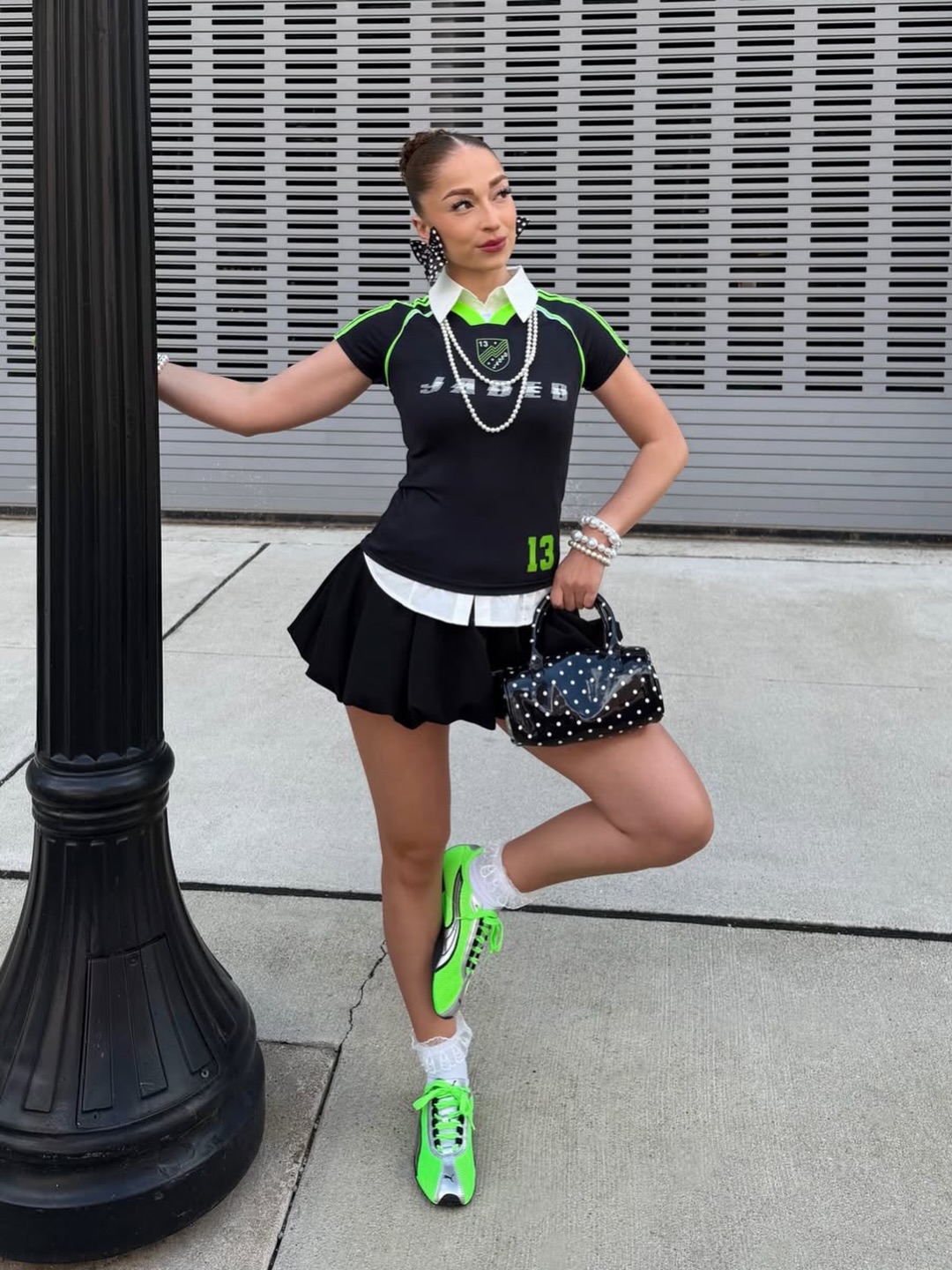 how to style sneakers