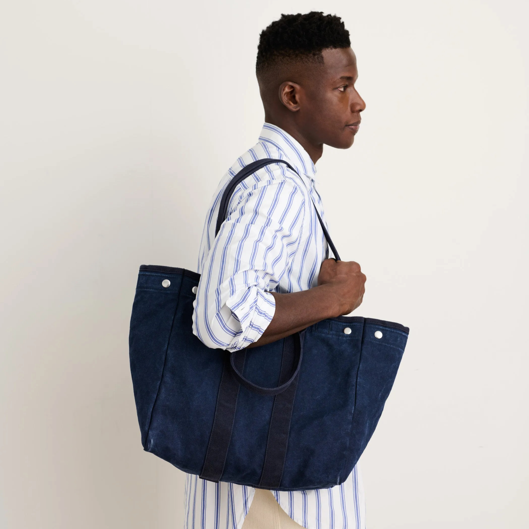 The Alex Mill Perfect Weekday Tote Bag Is Living Up To Its Name The Alex Mill Perfect Weekday Tote Bag Is Living Up To Its Name