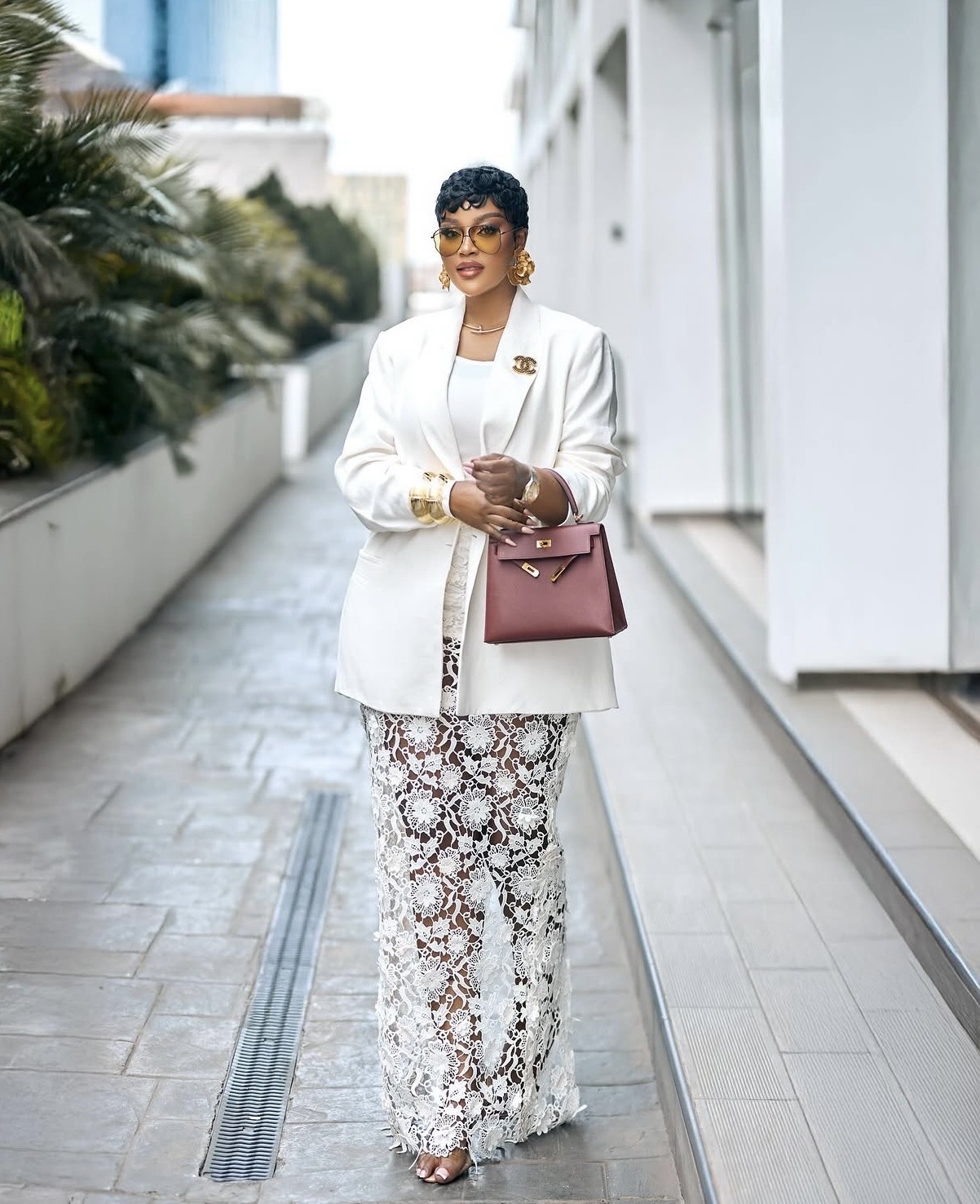 White skirt outfit styling