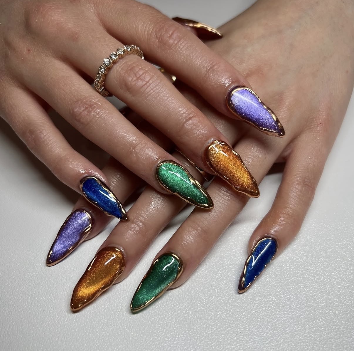 cat-eye-jelly-nails-summer