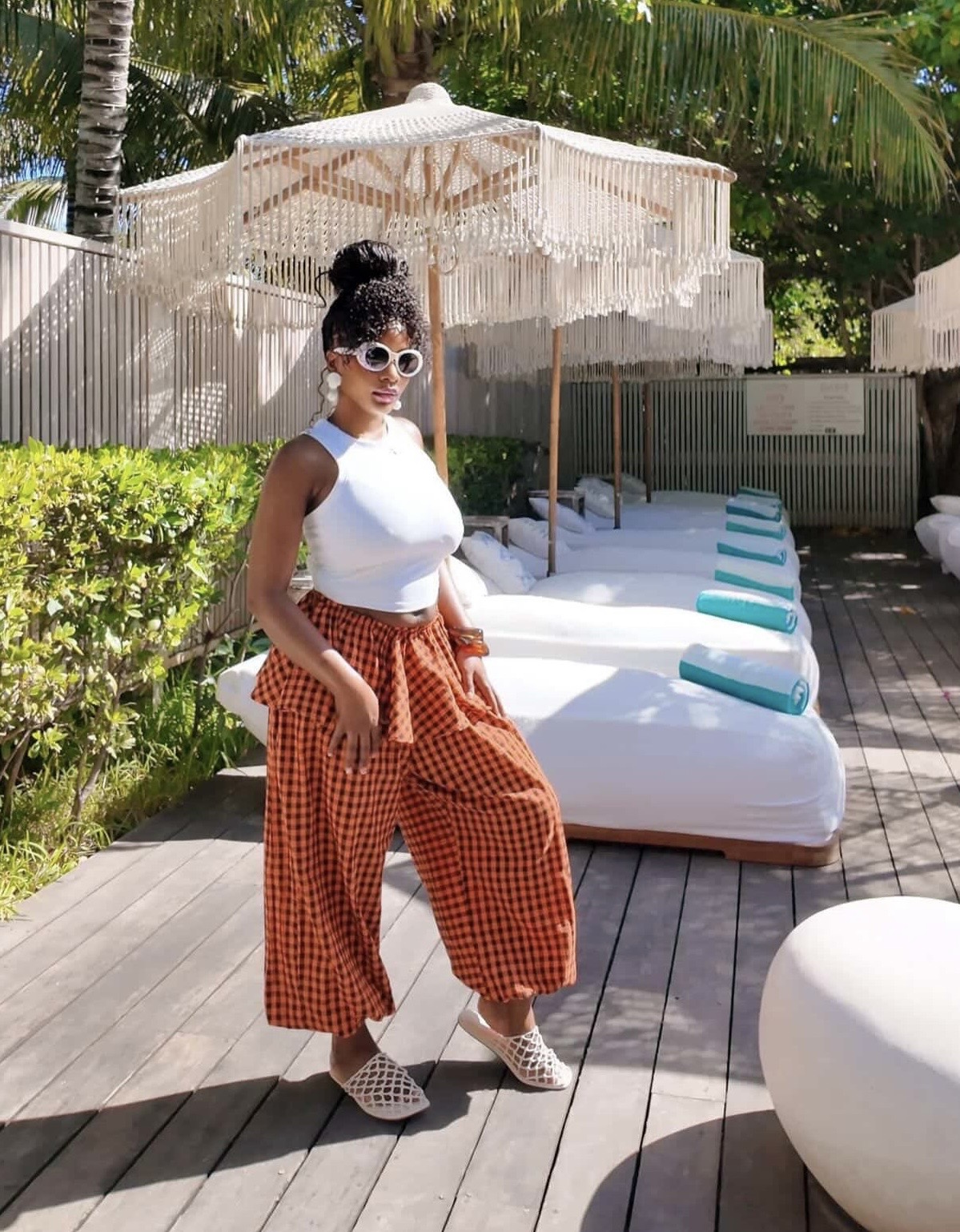Bubble outfit styling