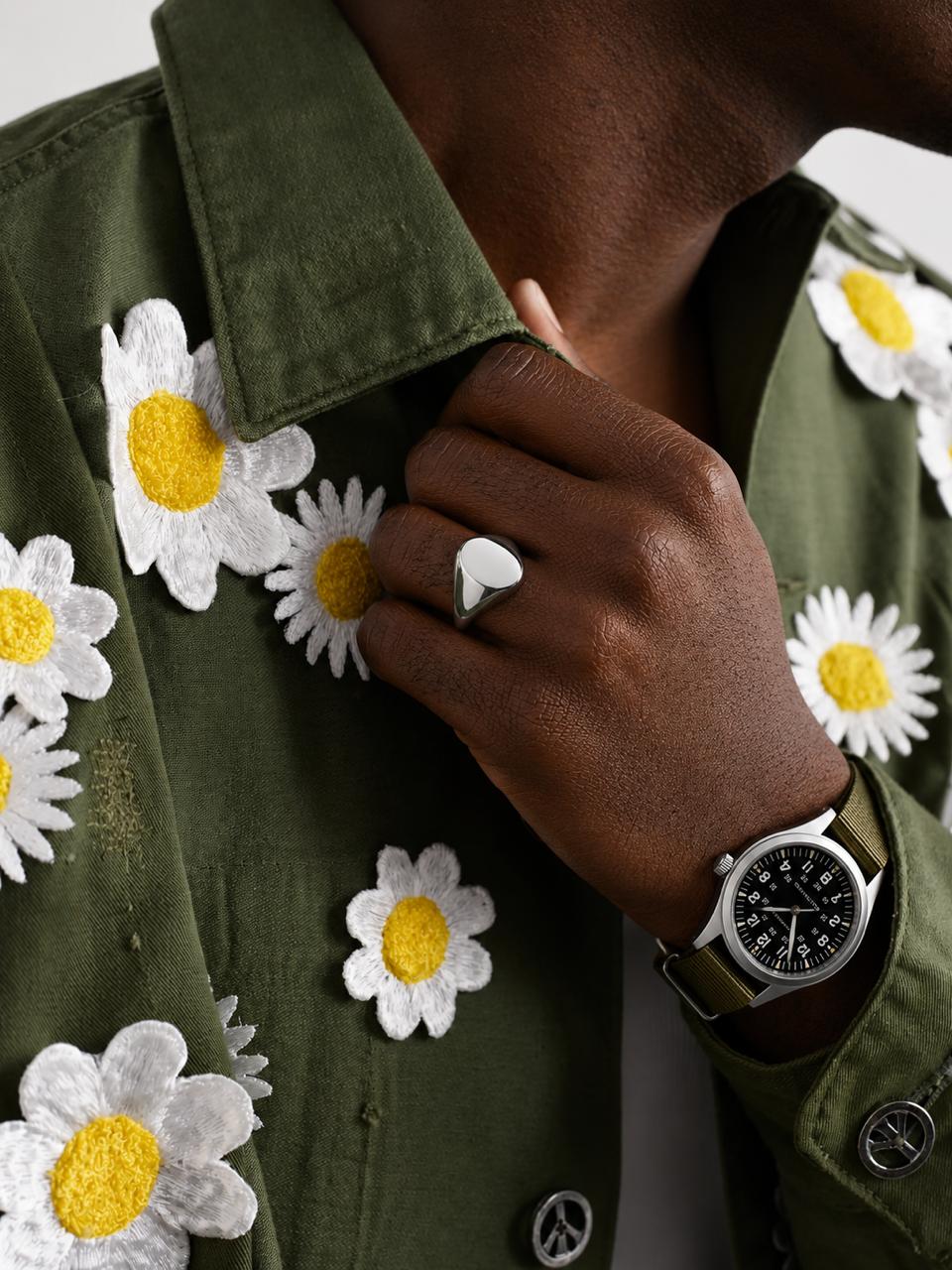 Every Well-dressed Man Is Wearing a Signet Ring This Summer Every Well-dressed Man Is Wearing a Signet Ring This Summer