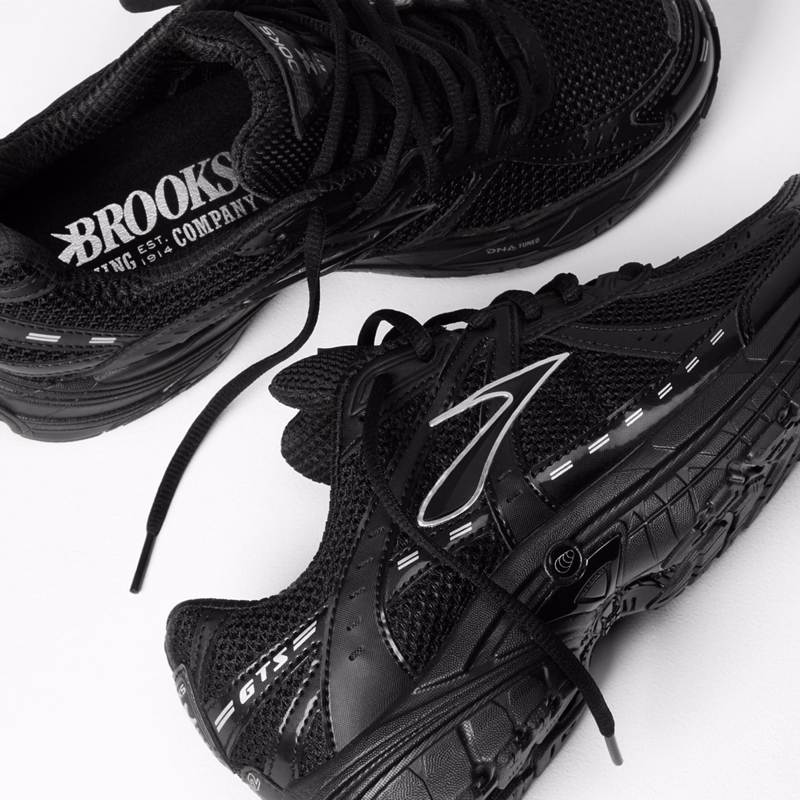 brooks-running-adrenaline-gts-10-shoes-style-rave