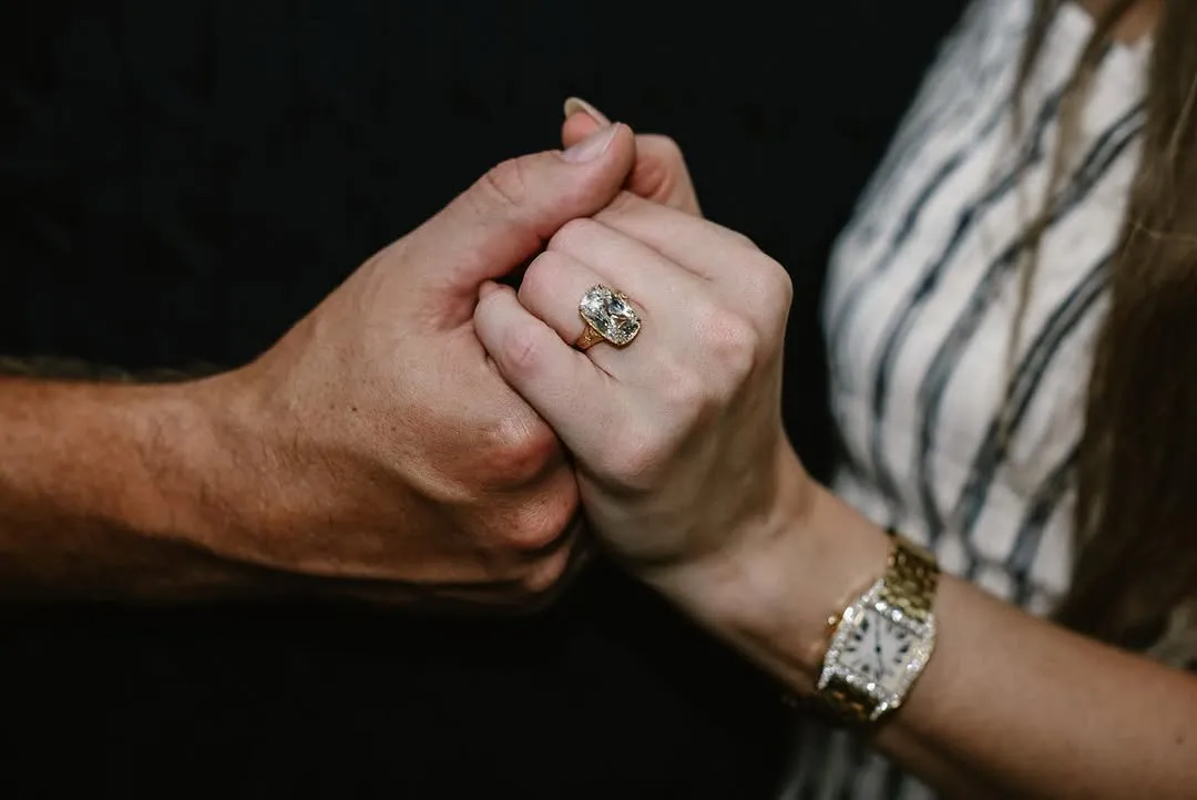 Taylor Swift engagement ring custom designed by Kindred Lubeck Artifex Fine Jewelry vintage inspired cushion cut