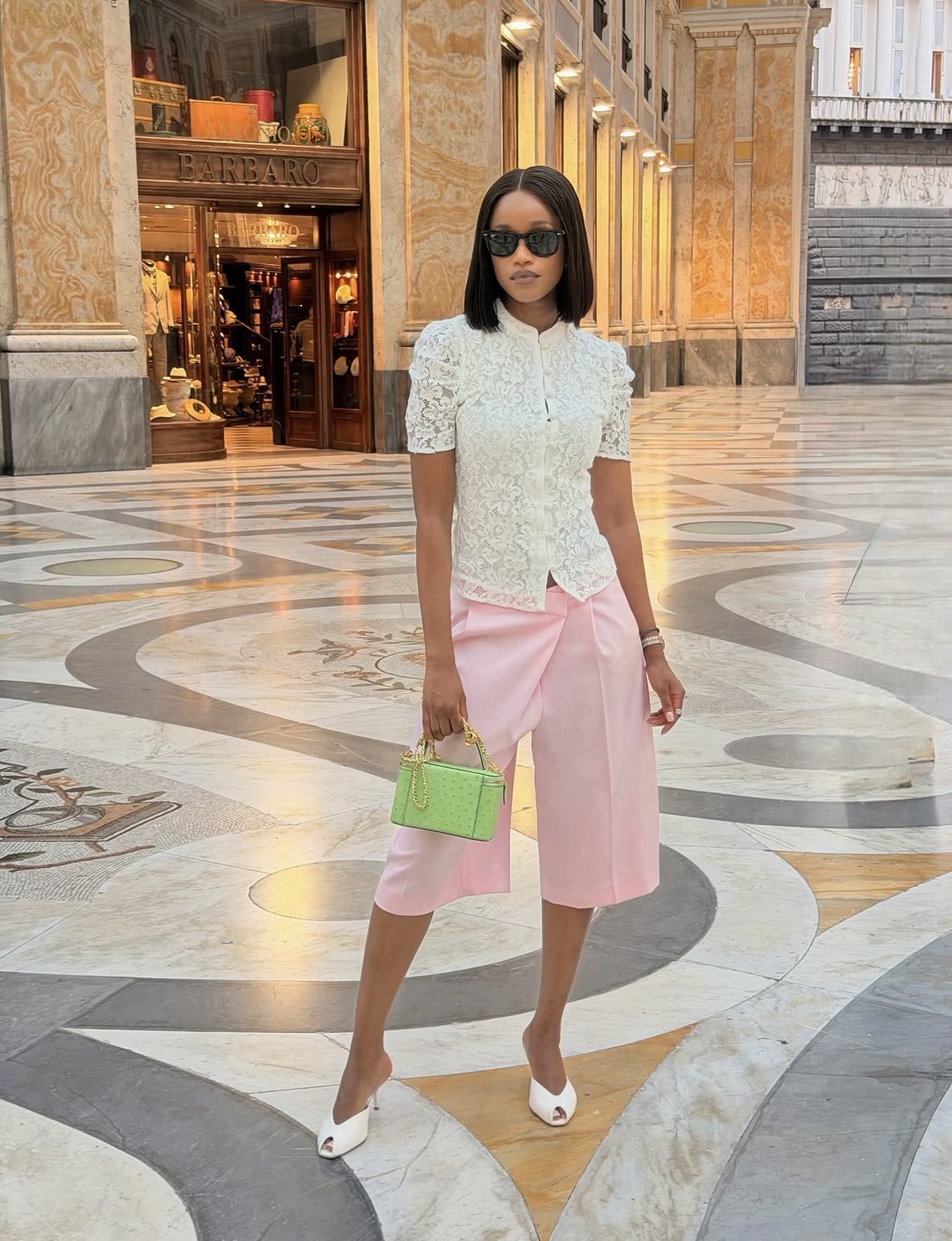 Bermuda shorts summer outfit