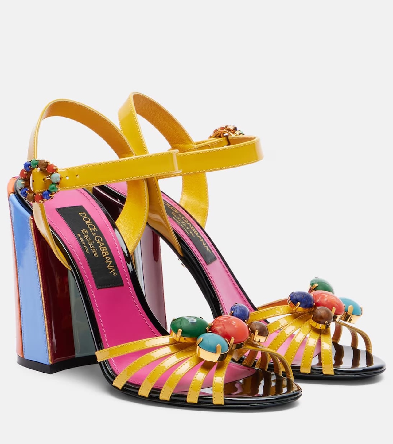 Block-heel-sandals-style-rave