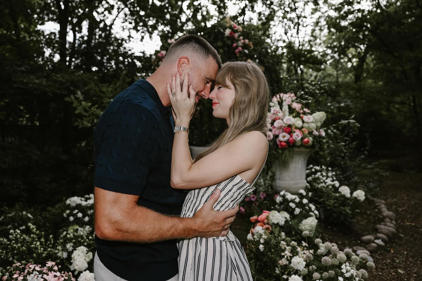 taylor-swift-travis-kelce-honeymoon-style-rave