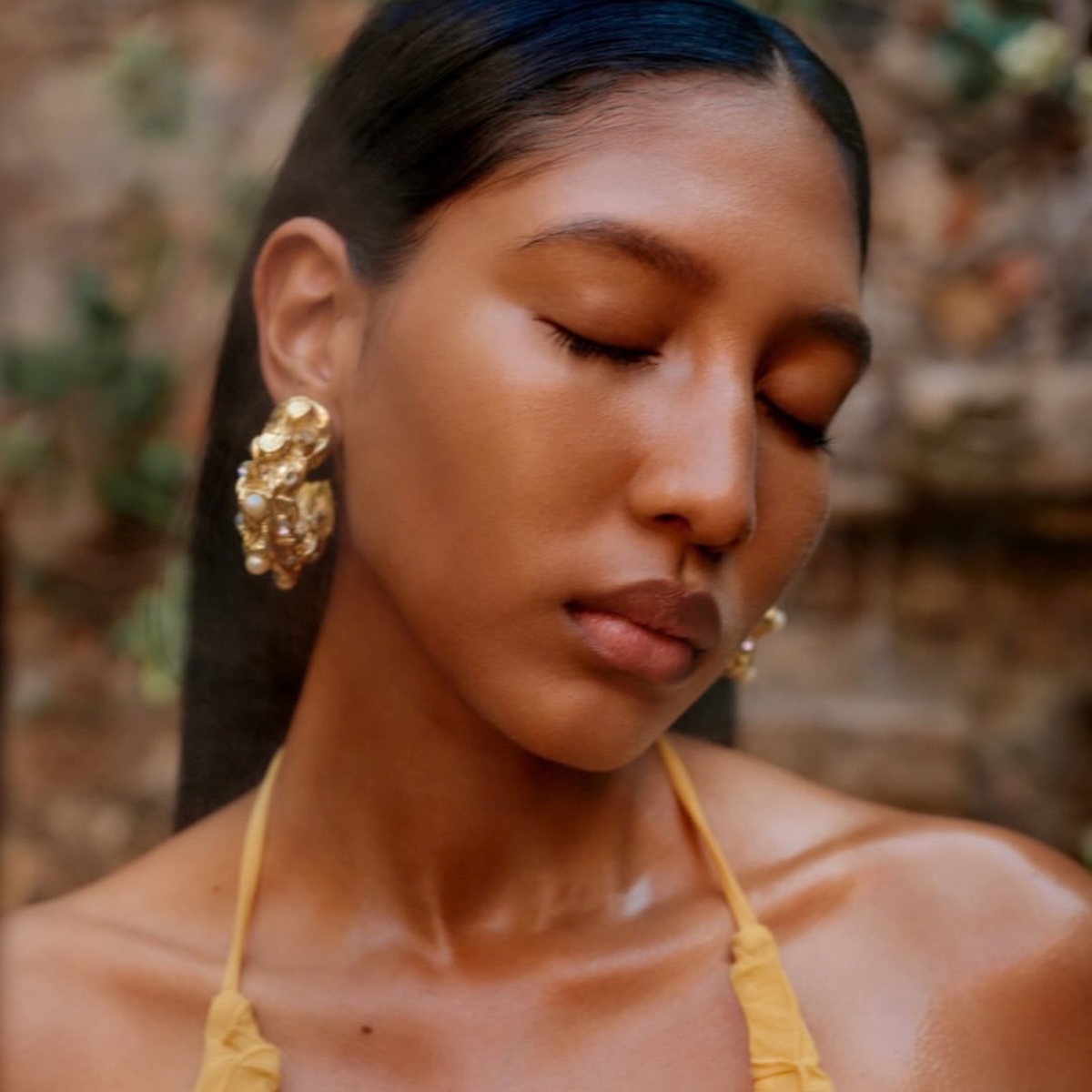 summer-to-fall-skincare-style-rave