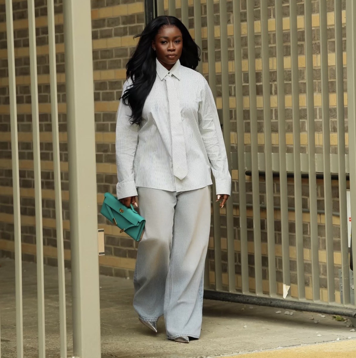 business casual capsule wardrobe
