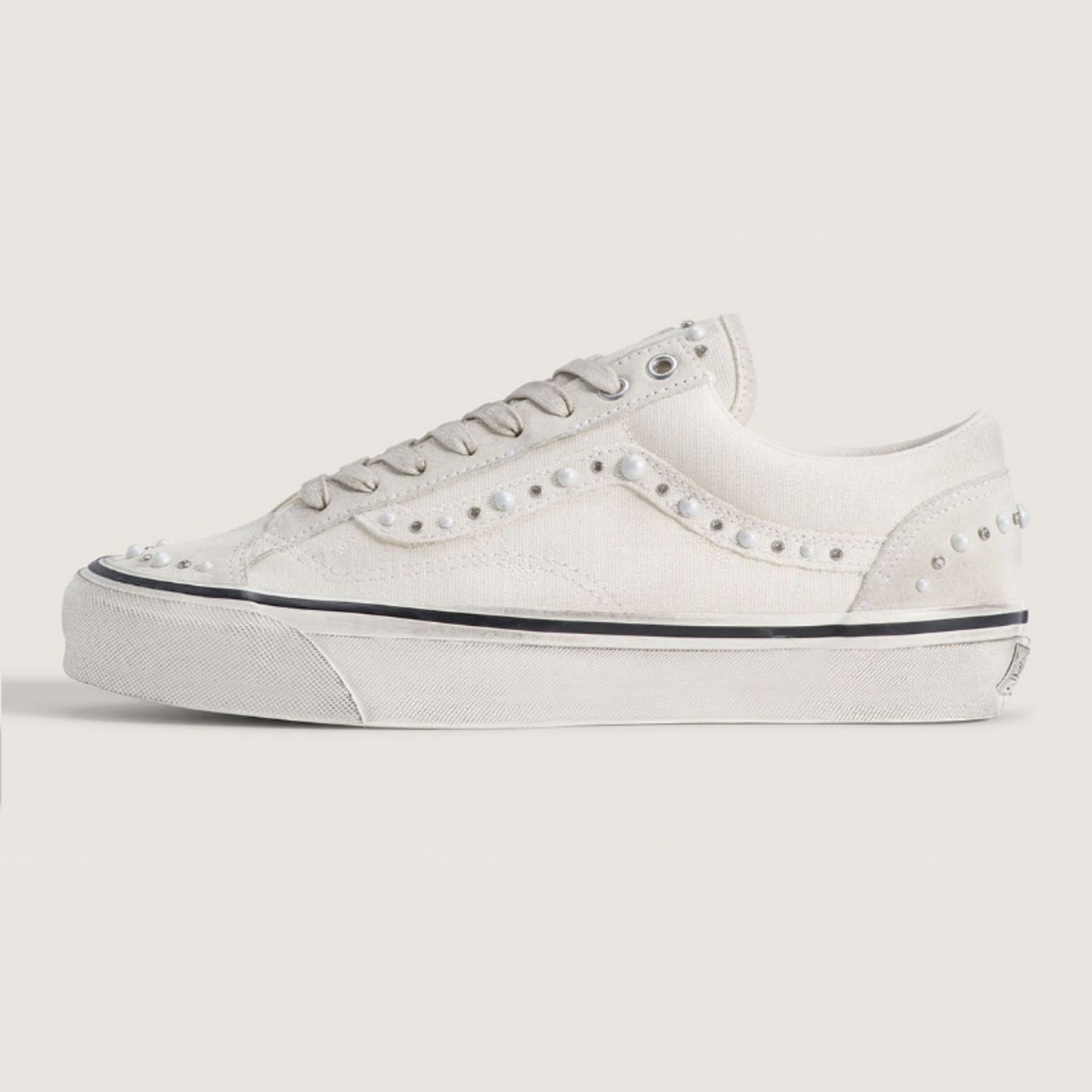vans-old-skool-pearlized-marshmallow-style-rave