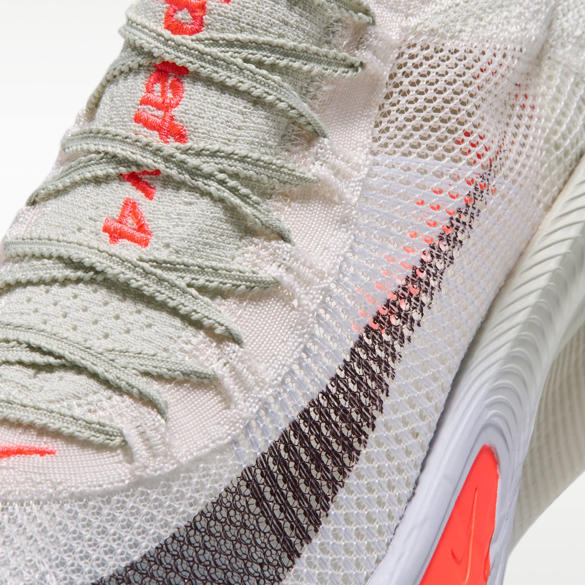 nike-alphafly-4-style-rave