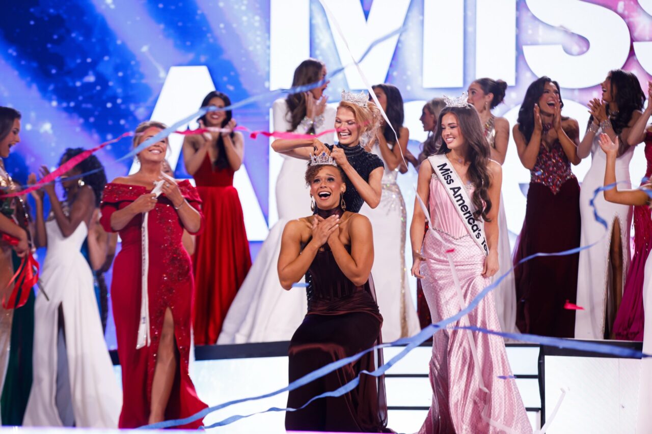 miss-america-2027-style-rave