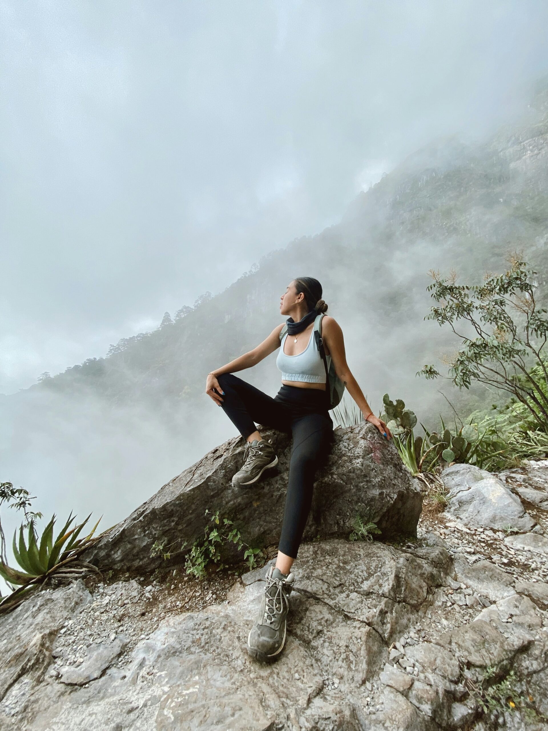 how to choose hiking boots for women