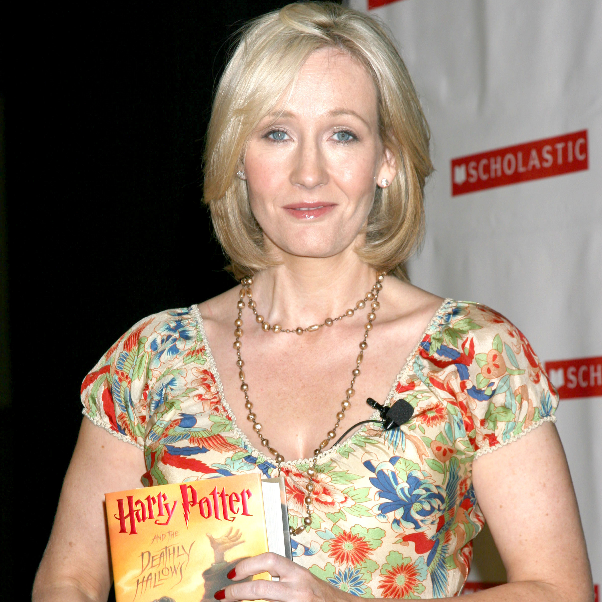 jk-rowling-documentary-style-rave