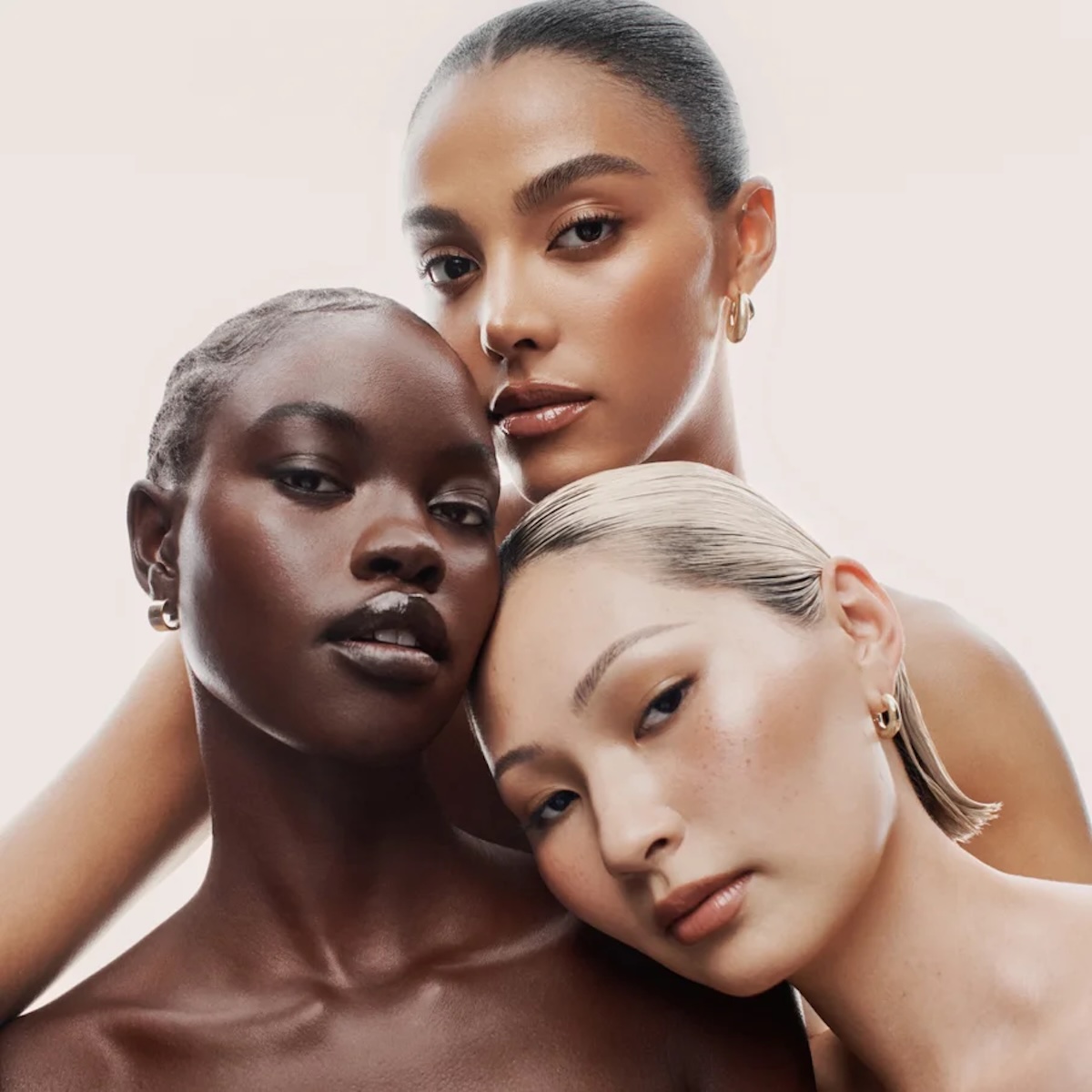 Best-foundation-for-dry-skin-style-rave