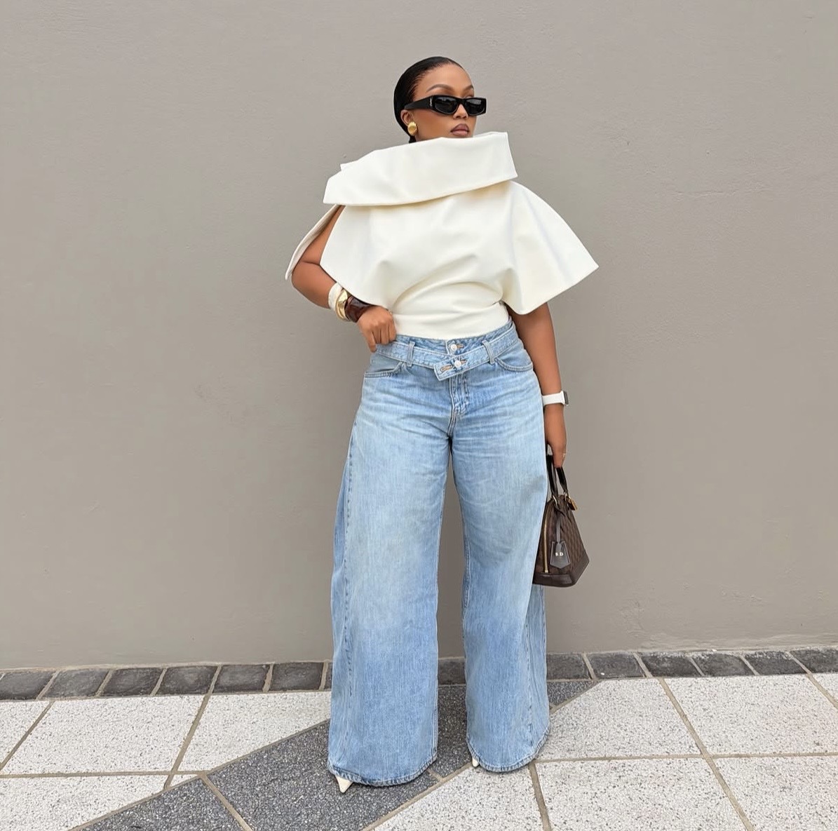 wide-leg jeans fall styling