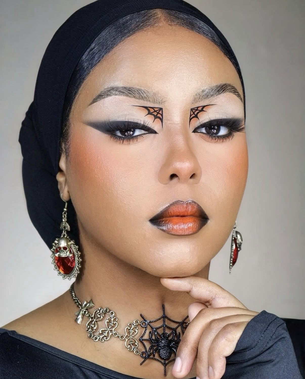 Late Halloween eye makeup looks