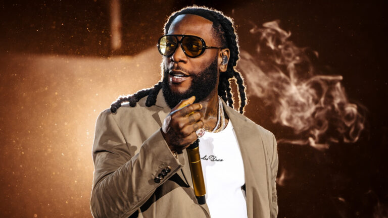 burna-boy-nfl-halftime-show-style-rave